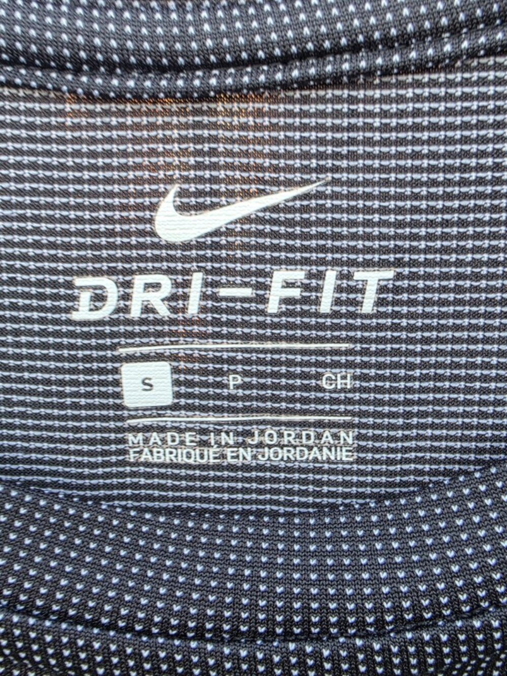 NIKE DRI FIT SMALL CREW NECK BLK/DOTTED SHORT SLEEVE SHIRT MENS